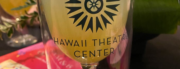 Hawaii Theatre Center is one of places that I want to go.