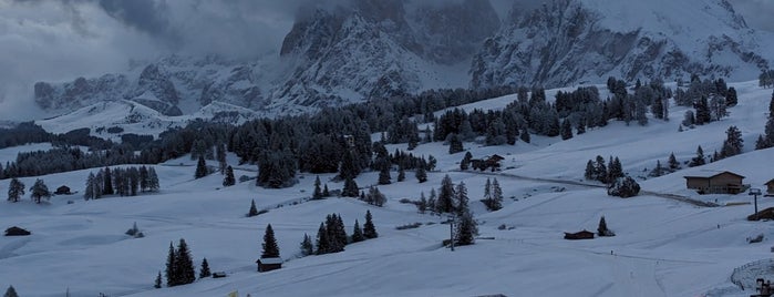 Alpina Dolomites is one of 2018_daprovare.