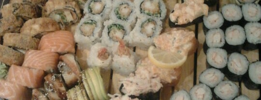 Ohh! Sushi & Grill is one of Lugares favoritos de Krzysztof.