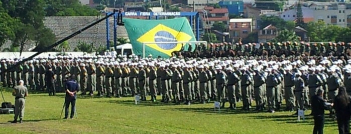 Academia de Polícia Militar is one of Locais curtidos por Manuela.
