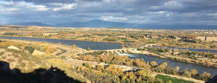 Écluse d'Avignon is one of Tempat yang Disukai Miguel.