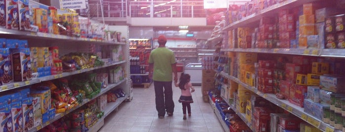 Supermercado Isla Grande is one of Tempat yang Disukai Gabriela.