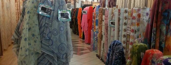 tewah textile ioi mall is one of Tempat yang Disukai Endless Love.