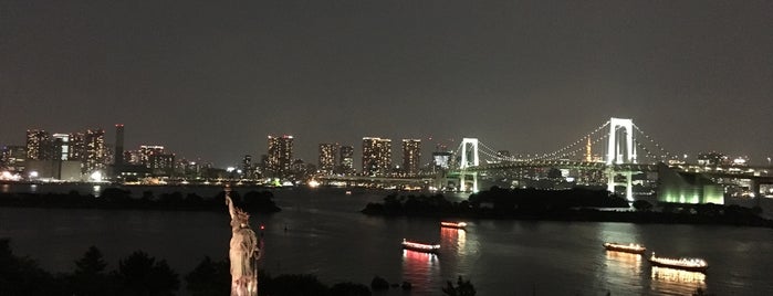Aqua City Odaiba is one of Tokyo Best.