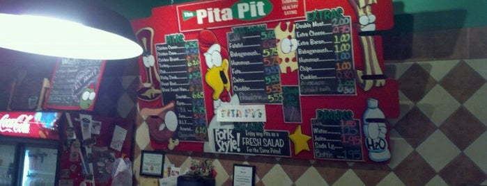 The Pita Pit is one of Orte, die Dan gefallen.