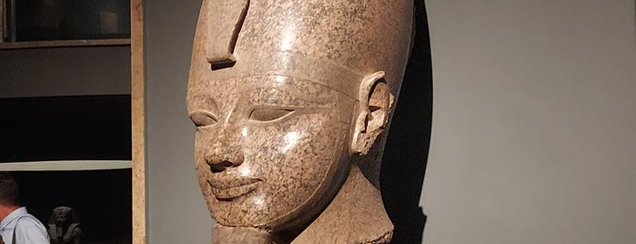 Luxor Museum is one of Egito.