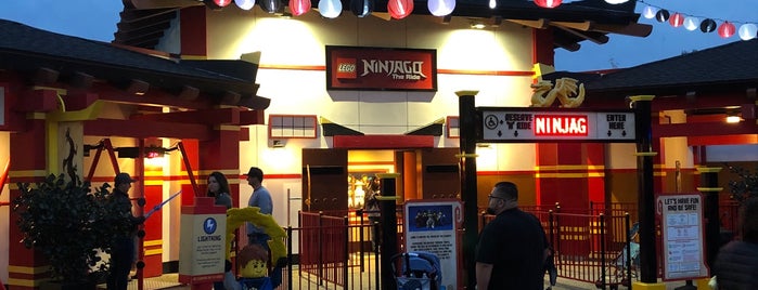 LEGO MINDSTORMS is one of Lugares favoritos de Ryan.