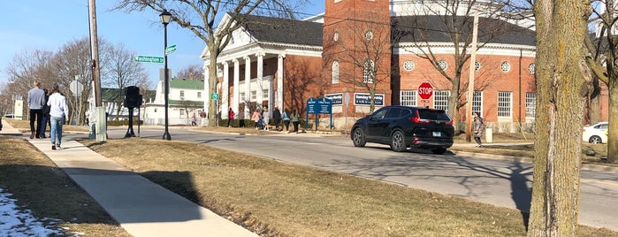 College Church is one of Posti che sono piaciuti a Mike.