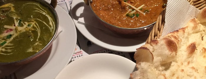 Srijana Indian-Asian Kitchen is one of チーズナン.
