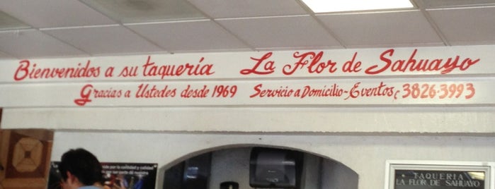 Taquería La Flor de Sahuayo is one of สถานที่ที่บันทึกไว้ของ Karen 🌻🐌🧡.