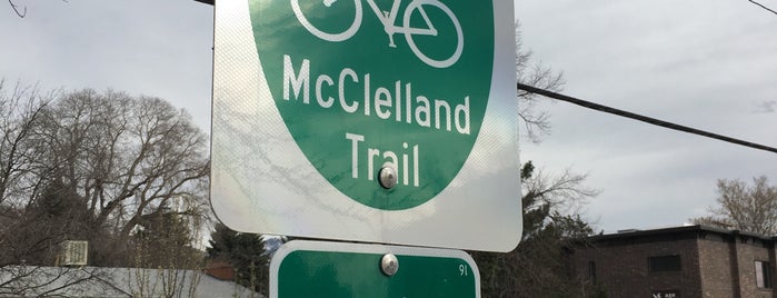 McClelland Trail is one of Tempat yang Disukai Timothy.