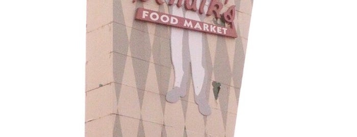 Sendik's Food Market is one of Favorite places.