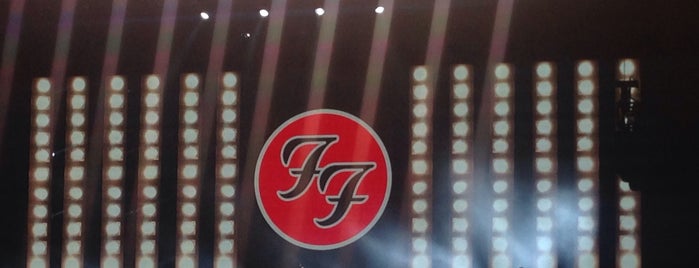 Show Foo Fighters - Tour Sonic Highways is one of Lieux qui ont plu à Carla.