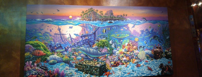 Mermaid Cove Art Gallery is one of Galleries/Museums.