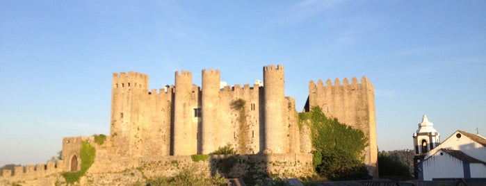 Castelo de Óbidos is one of Posti salvati di AP.