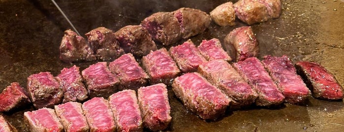 Steakland Kobe is one of Yongsuk'un Kaydettiği Mekanlar.