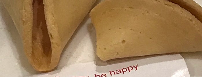 Happy Inn Chinese is one of Posti che sono piaciuti a Kieran.