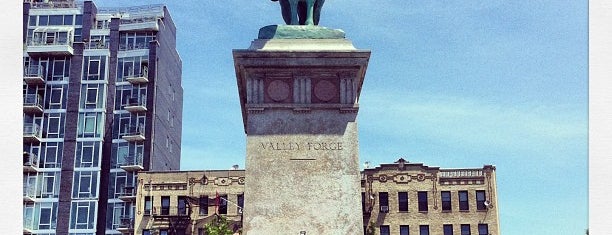 George Washington Monument is one of Lieux qui ont plu à Albert.