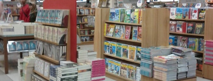 Gramedia is one of Locais salvos de Pinky.