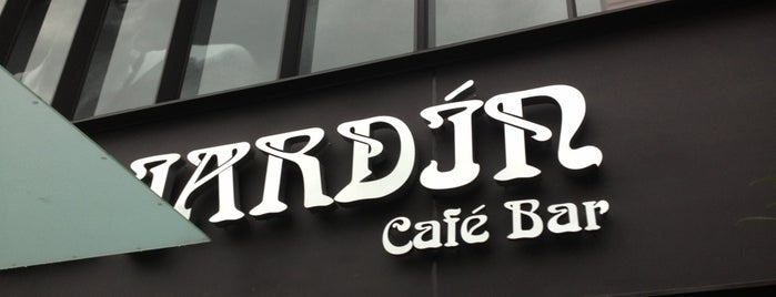 Del Jardín Café-bar is one of Locais curtidos por Zazil.
