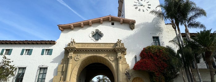 Santa Barbara Courthouse is one of Tempat yang Disukai Dan.