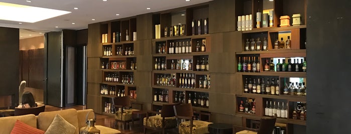 World Of Whiskey is one of Micheenli Guide: Whisky bar trail in Singapore.