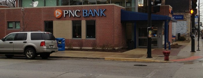 PNC Bank is one of สถานที่ที่ Brandon ถูกใจ.