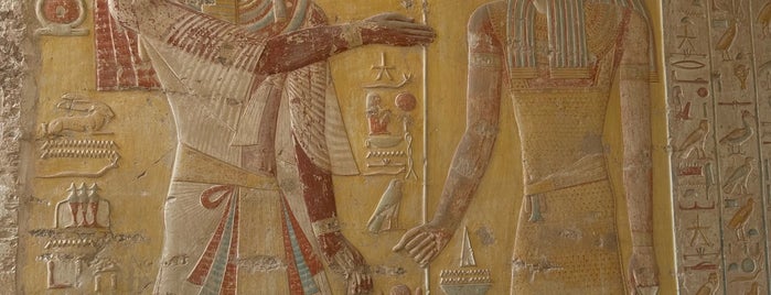 Tomb of Merenptah (KV8) is one of Egito.