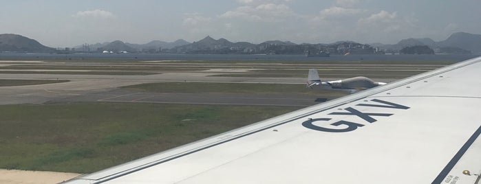 Aeroporto do Rio de Janeiro / Santos Dumont (SDU) is one of Locais curtidos por Chico del Mundo.
