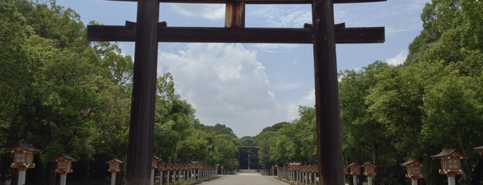 橿原神宮 is one of 神社・寺.