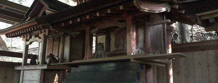 船山神社 is one of 式内社 大和国1.