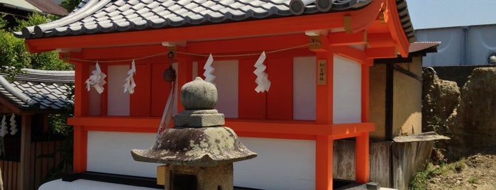初宮神社 is one of Orte, die Joshua gefallen.