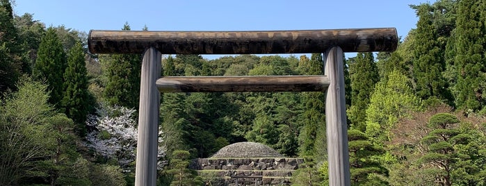 昭和天皇 武蔵野陵 is one of 古墳・墓所.