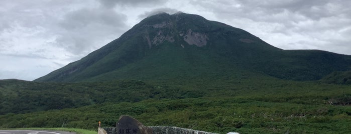 羅臼岳 is one of 日本の🗻ちゃん(⌒▽⌒).