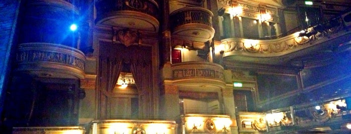 Théâtre de Drury Lane is one of 1000 Things To Do in London (pt 1).