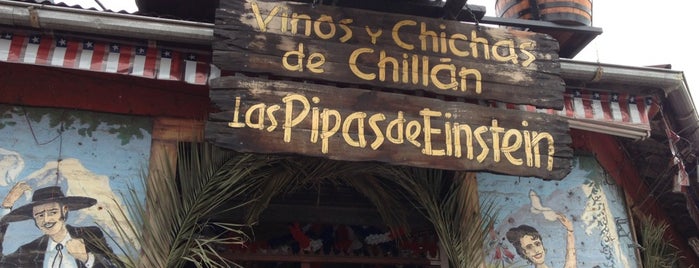 Las Pipas de Einstein is one of Mochila Chile.