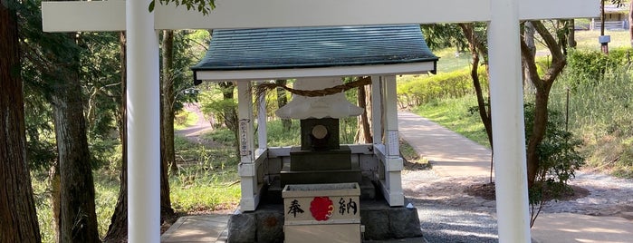 白龍神社 is one of 箱根.