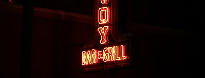 Savoy Bar & Grill is one of สถานที่ที่บันทึกไว้ของ Kelly.