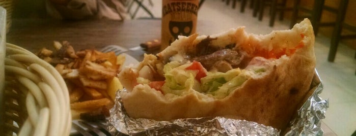 Santiago Shawarma is one of Comida.