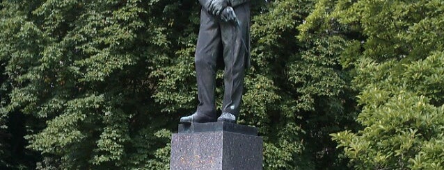 Dvořákovy sady is one of Lieux sauvegardés par Vlad.