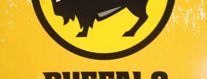 Buffalo Wild Wings is one of Bethさんの保存済みスポット.