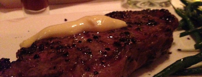 Fleming's Prime Steakhouse & Wine Bar is one of สถานที่ที่ Catador ถูกใจ.