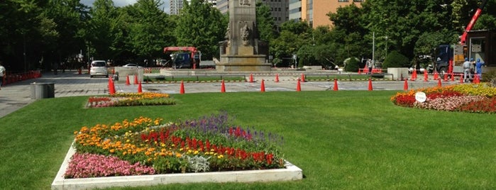 Odori Park West 5th Street is one of Sapporo.