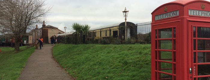 Totnes Littlehempston Station (South Devon Railway) is one of Visited.