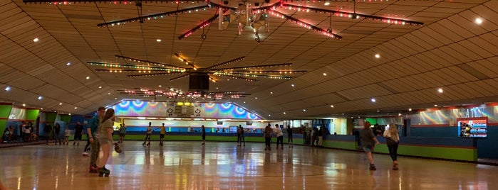 Skateland North Point is one of Ballin' in Baltimore.