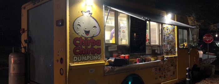 Chirba Chirba Dumpling is one of Tempat yang Disukai Scott.