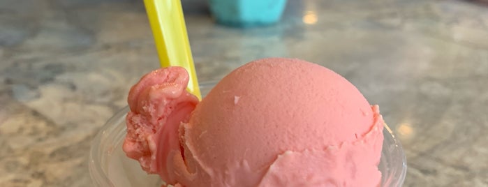 Fresca Café & Gelato is one of Around Apex.