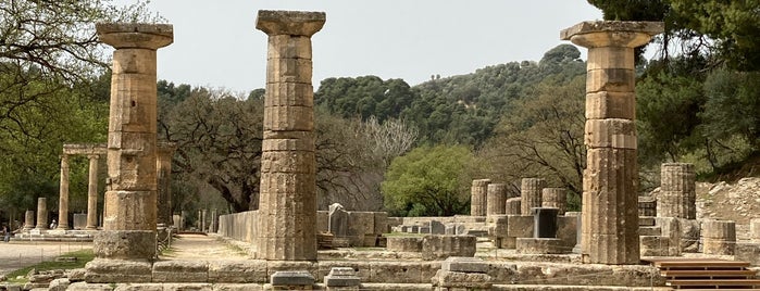 Temple of Hera (Heraion) is one of Řecko.
