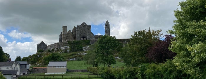 Rock of Cashel is one of Lieux qui ont plu à John.