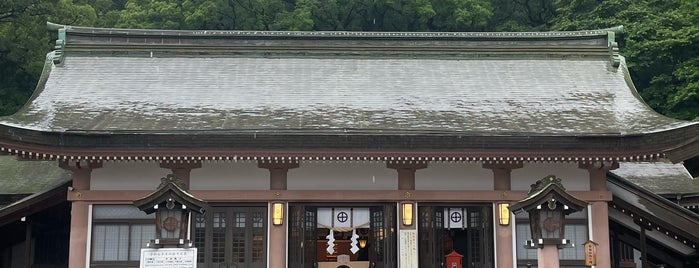照國神社 is one of 別表神社二.